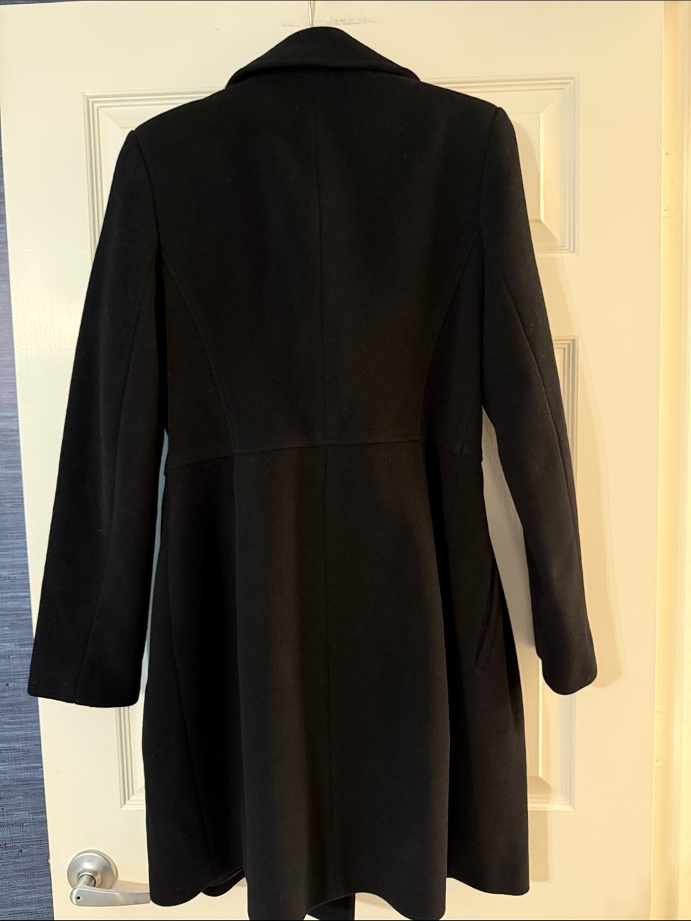 DKNY coat 12 - Picture 3 of 3